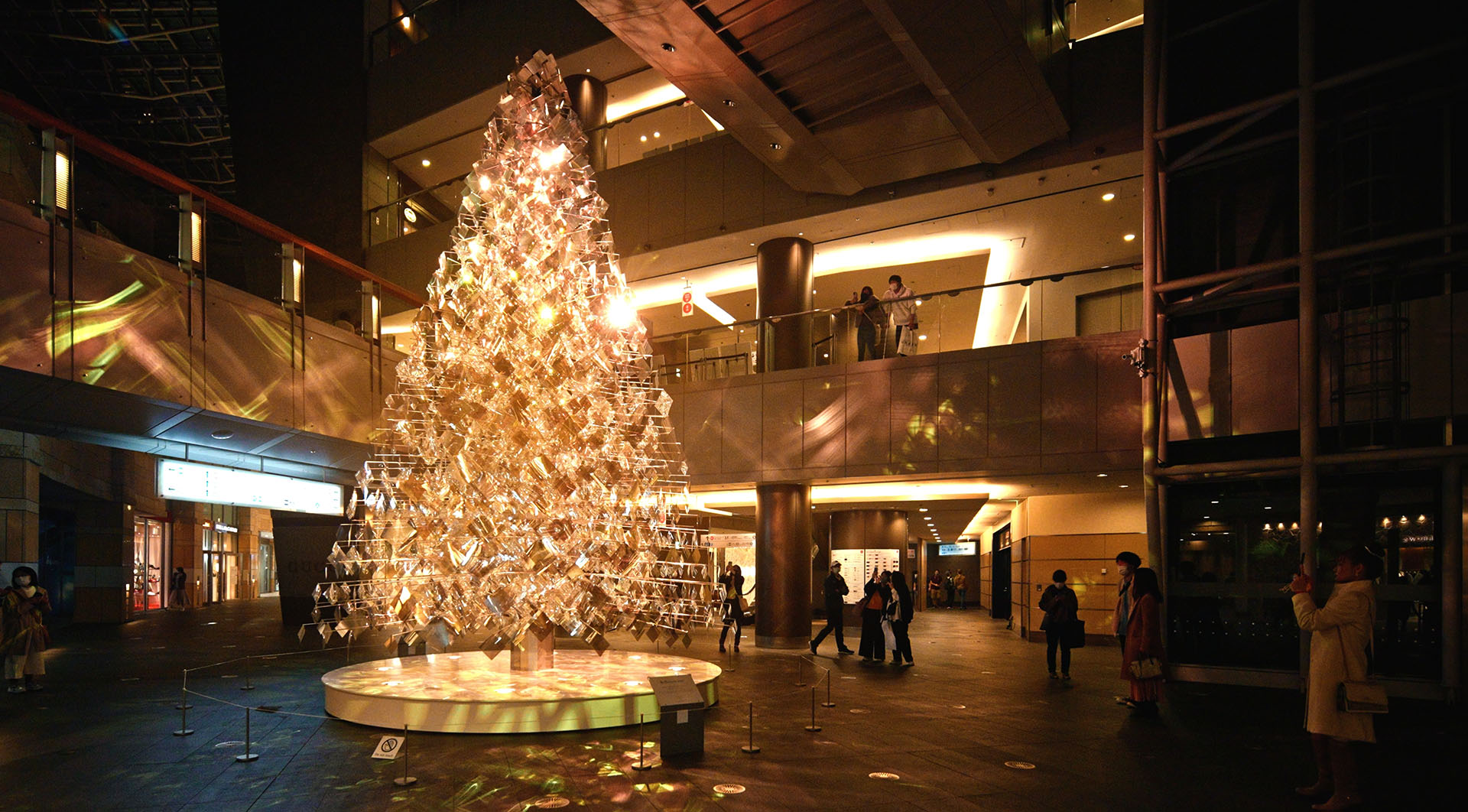 A Nap-able Christmas Tree Emerges in Roppongi Hills