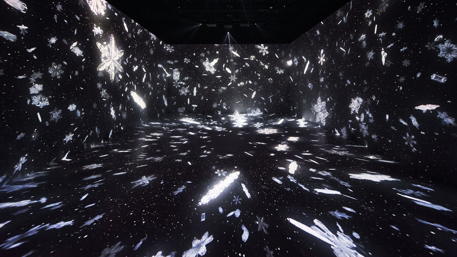 Voyage: Beyond the Unexplored / Sky: Cloud Journey - 11